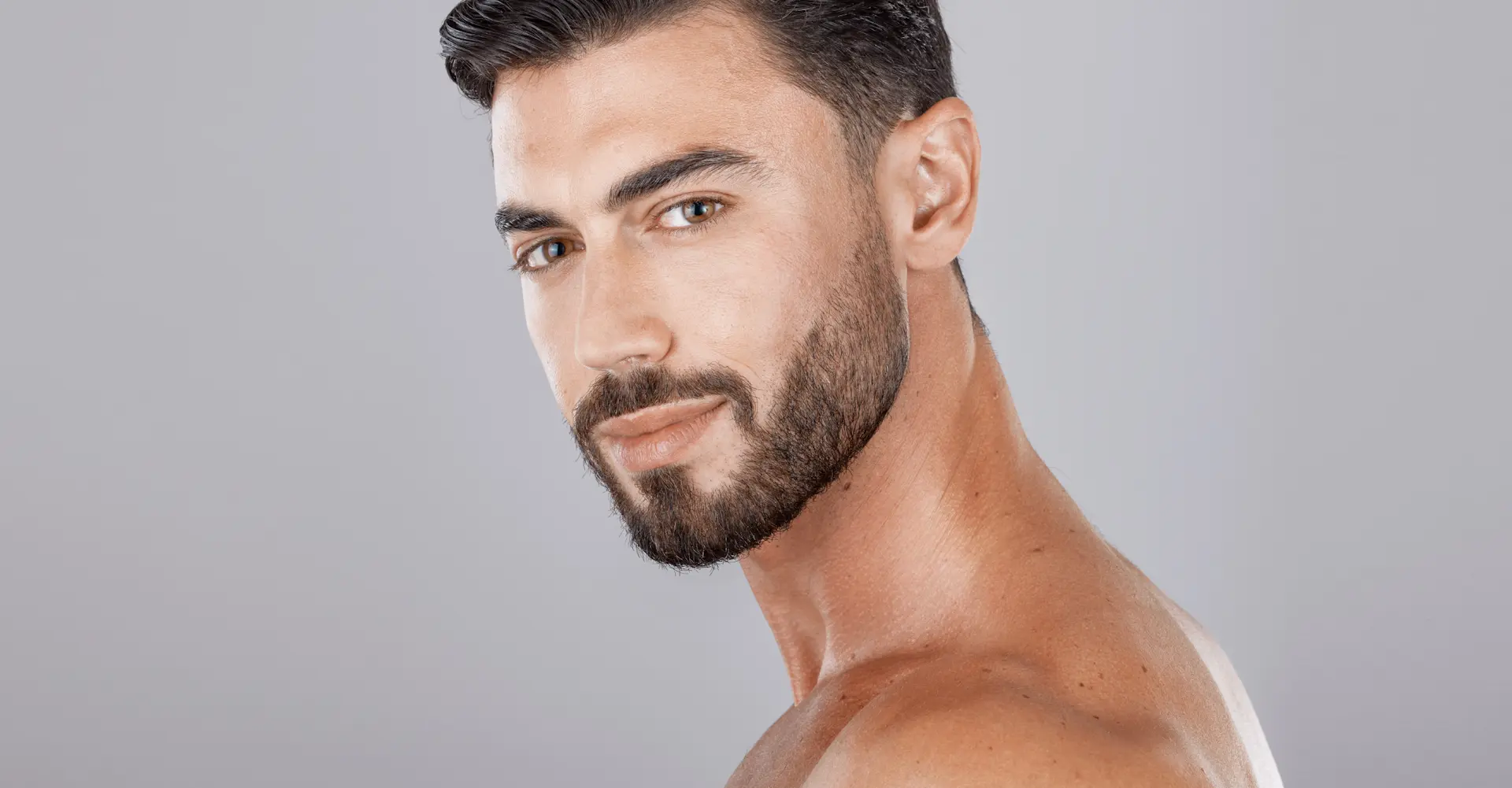 Greffe de barbe & moustache